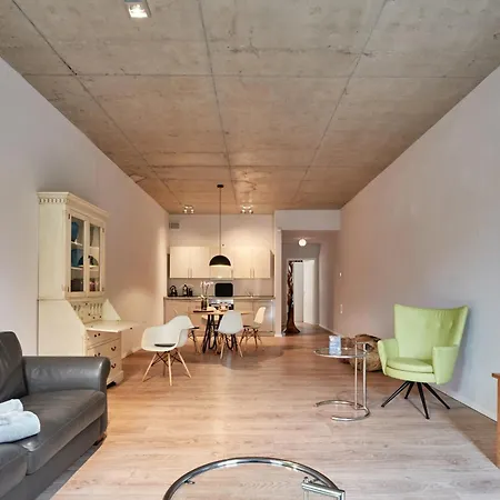 Havelblau Ferienlofts - Stilvoll Wohnen Unmittelbar An Der Havel - Zentral - Kueche - Wlan - Wallbox - Kajaks Und Fahrraeder Vor Ort Apartment Brandenburg (Brandenburg an der Havel)