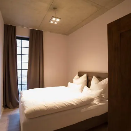 Havelblau Ferienlofts - Stilvoll Wohnen Unmittelbar An Der Havel - Zentral - Kueche - Wlan - Wallbox - Kajaks Und Fahrraeder Vor Ort