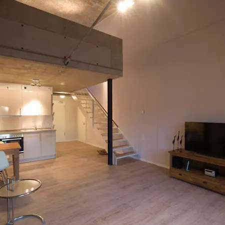 Havelblau Ferienlofts - Stilvoll Wohnen Unmittelbar An Der Havel - Zentral - Kueche - Wlan - Wallbox - Kajaks Und Fahrraeder Vor Ort *