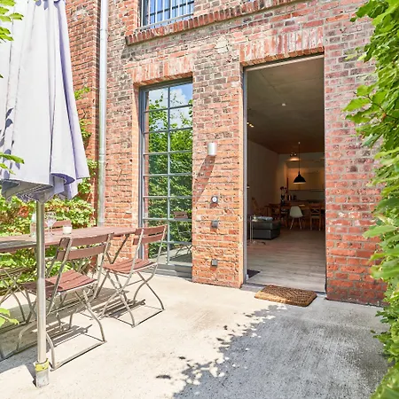 Havelblau Ferienlofts - Stilvoll Wohnen Unmittelbar An Der Havel - Zentral - Kueche - Wlan - Wallbox - Kajaks Und Fahrraeder Vor Ort *